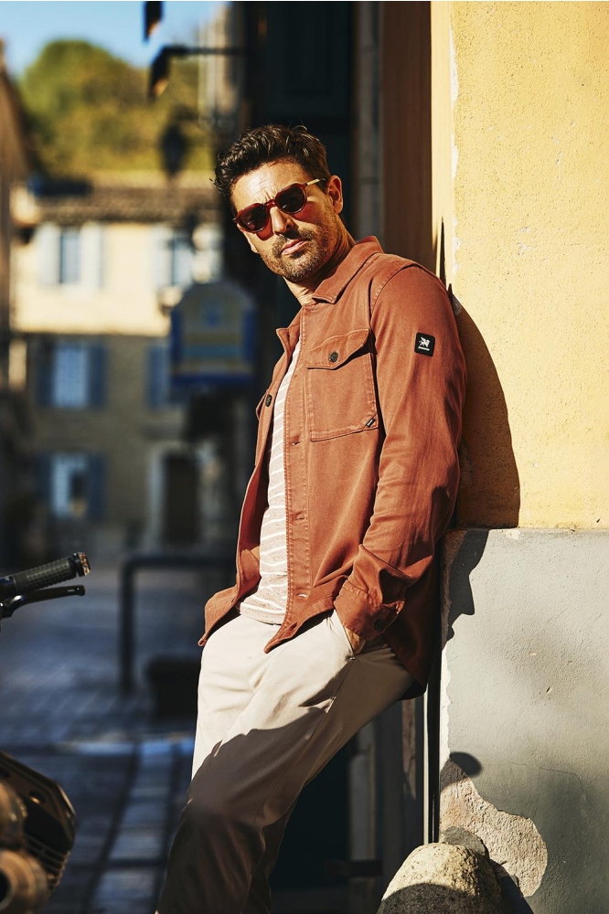 Vanguard oranje heren overhemd | Sfeerbeeld, In situatie