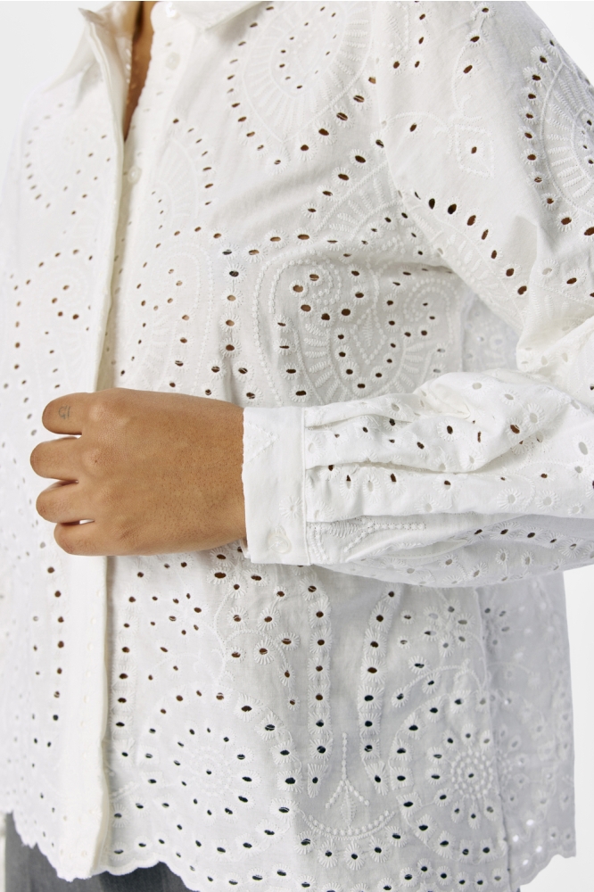 Object witte dames blouse | Close up