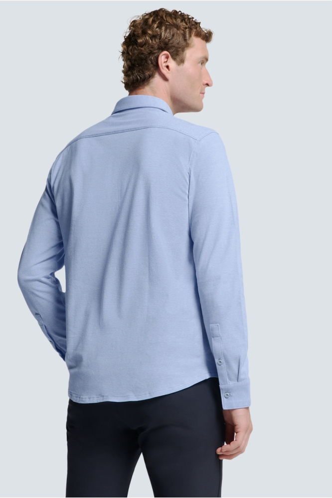 NO-EXCESS blauwe heren overhemd | Model achteraanzicht