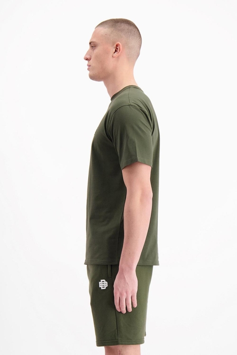 Black Bananas groene heren t-shirt | Model zijaanzicht