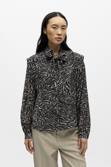 Object OBJALOSE L/S TOP E WI 25 23048665 Cloud Dancer/Black