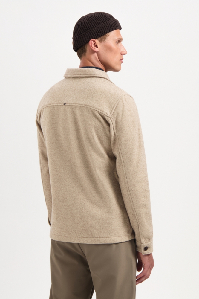 NO-EXCESS beige heren overhemd | Model achteraanzicht