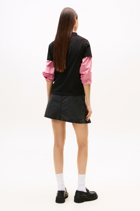 Tommy Jeans zwarte dames t-shirt | Model