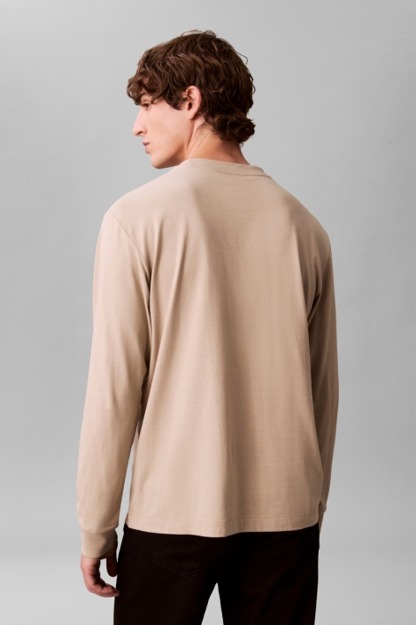 Calvin Klein camel heren t-shirt | Model achteraanzicht