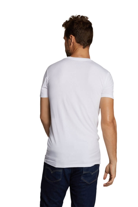 Bamboo basics witte heren t-shirt | Model achteraanzicht