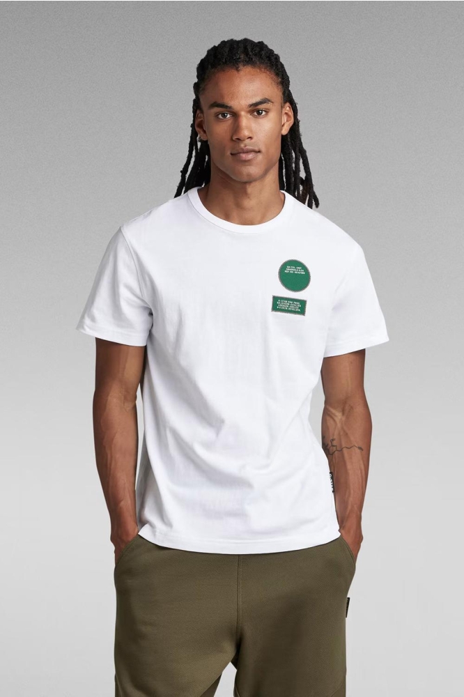 BADGES T SHIRT D23212 C336 WHITE