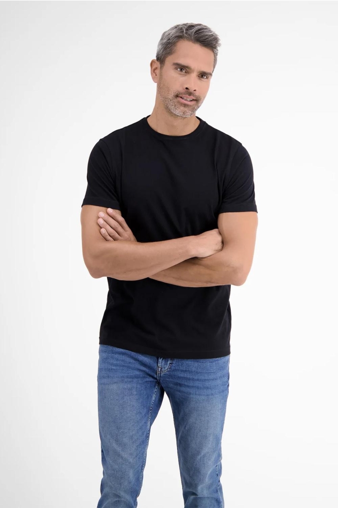 Lerros zwarte heren t-shirt | Model vooraanzicht