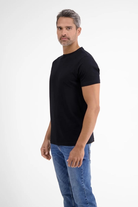 Lerros zwarte heren t-shirt | Model zijaanzicht