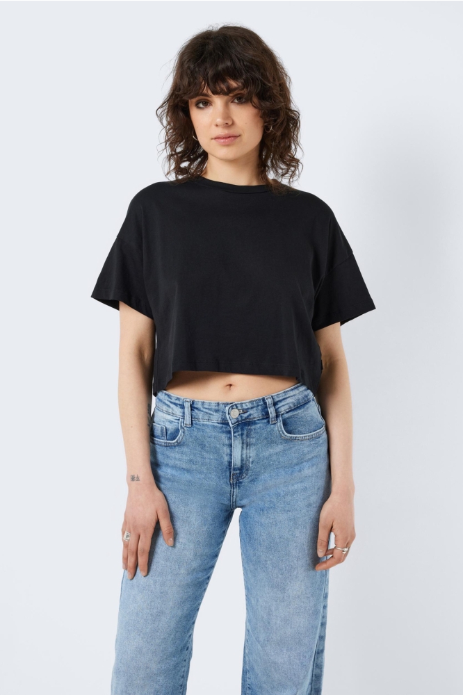 NMALENA S/S O-NECK SEMICROP TOP FWD 27023863 Black