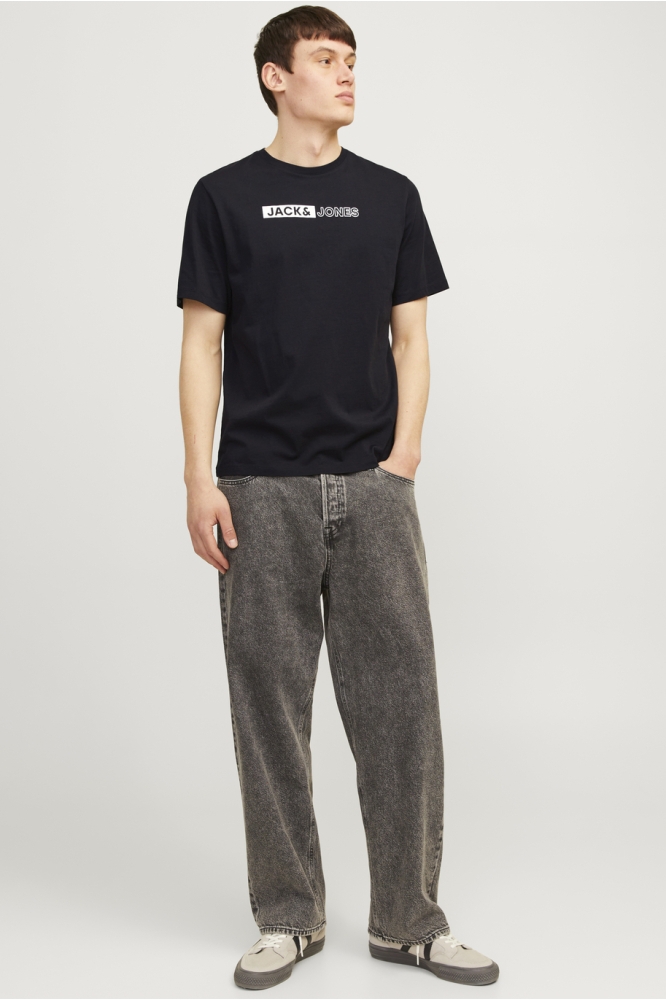 Jack & Jones zwarte heren t-shirt | Model