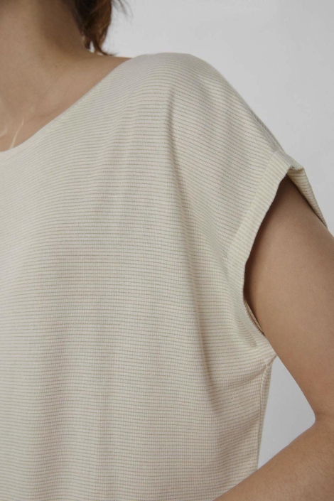 Vero Moda beige dames t-shirt | Close up