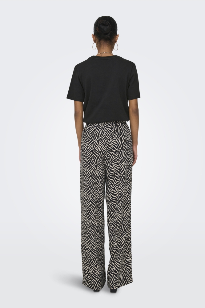 ONLMONJA S/S TEE JRS NOOS 15320892 BLACK