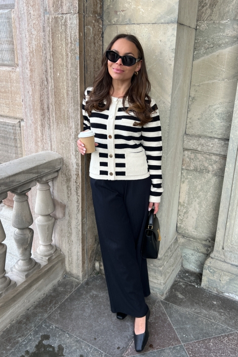 Vila beige dames vest | Sfeerbeeld, In situatie