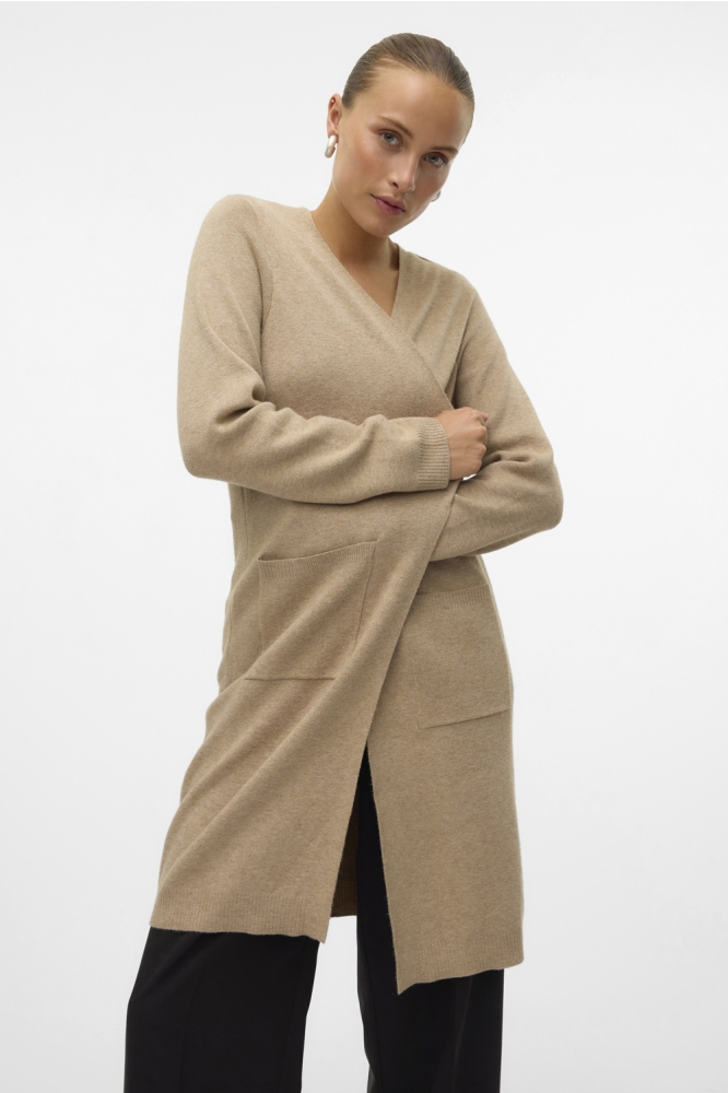 Vero Moda bruine dames vest | Model vooraanzicht