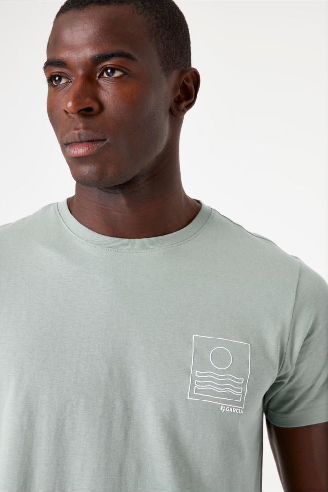 Garcia groene heren t-shirt | Close up