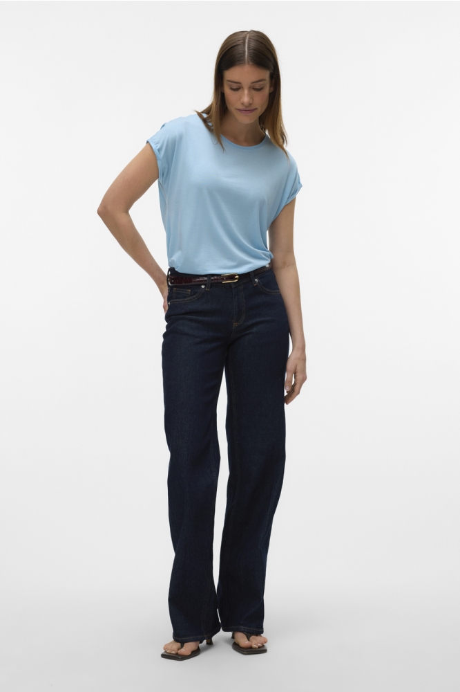 Vero Moda blauwe dames t-shirt | Model