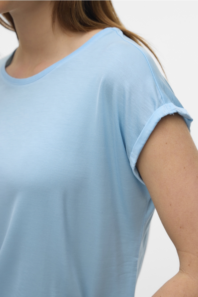 Vero Moda blauwe dames t-shirt | Close up
