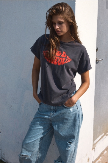 Noisy may T-shirt NMBOHDI GABY S/S WASHED T-SHIRT JRS 27030135 OBSIDIAN