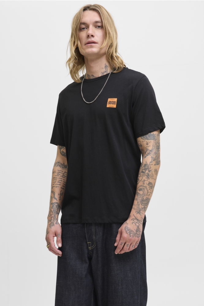 Jack & Jones zwarte heren t-shirt | Model vooraanzicht