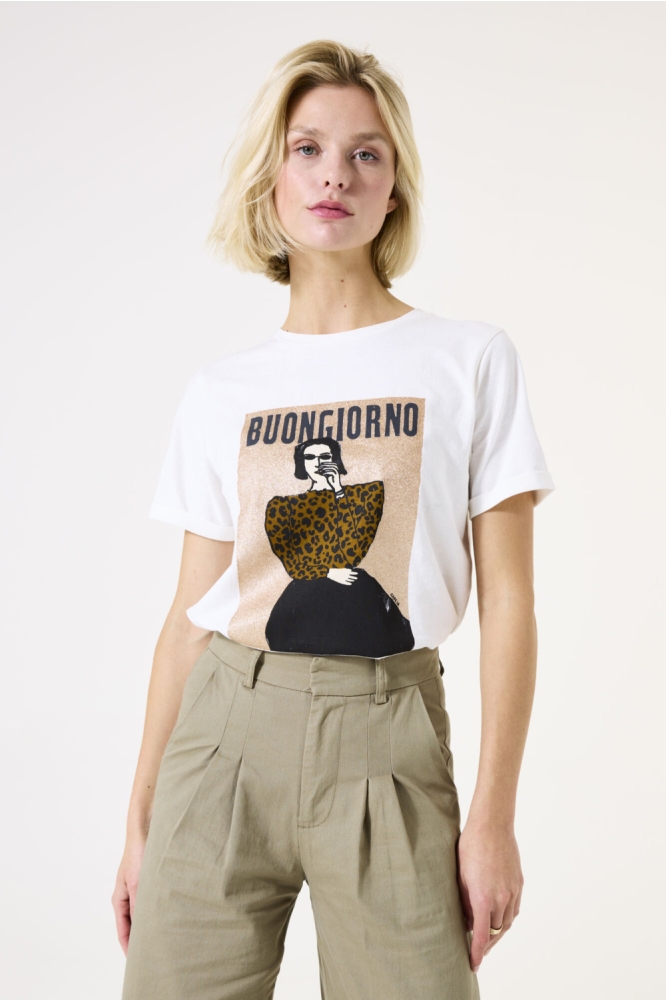 Garcia ecru dames t-shirt | Model vooraanzicht