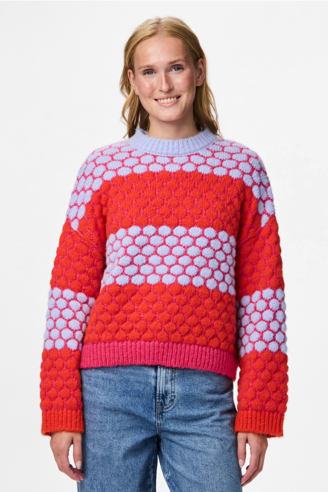 Pieces roze dames trui | Model vooraanzicht