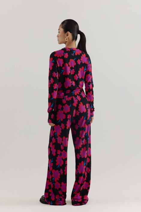 Harper & Yve zwarte dames t-shirt | Model