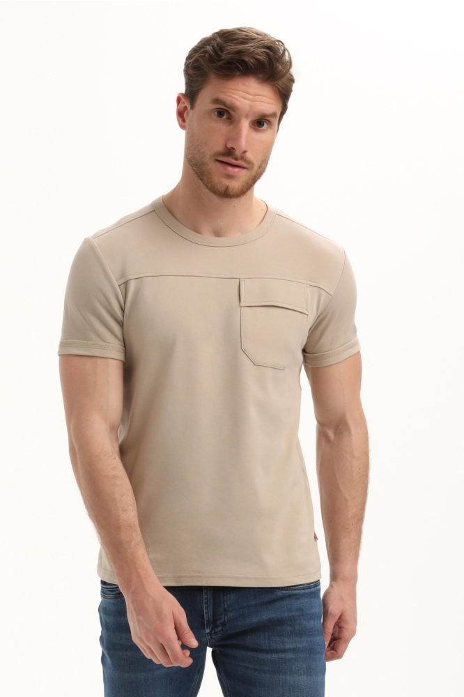 Gabbiano taupe heren t-shirt | Model vooraanzicht