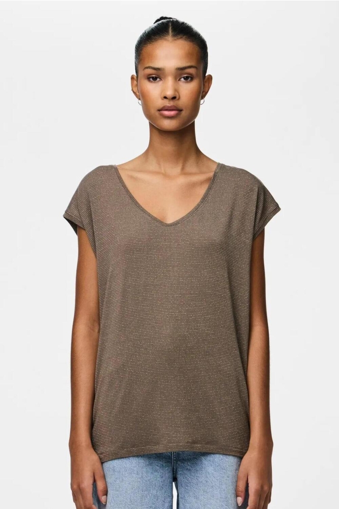 Pieces bruine dames t-shirt | Model