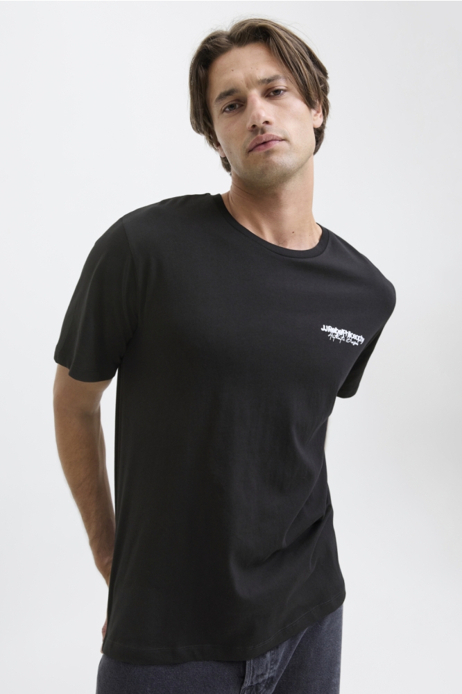 JJ Rebel zwarte heren t-shirt | Model
