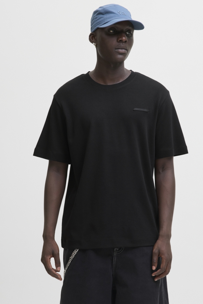 Jack & Jones zwarte heren t-shirt | Model