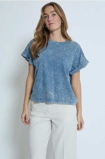 Peppercorn T-shirt GIONA BATSLEEVE T SHIRT PC8309 1039P FADED DENIM PR