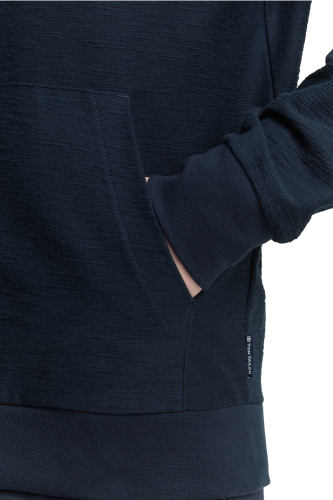 Tom Tailor blauwe heren vest | Close up