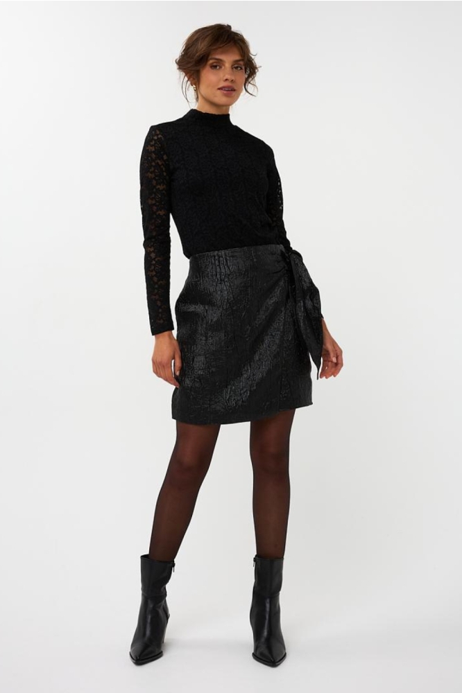 EsQualo zwarte dames t-shirt | Model