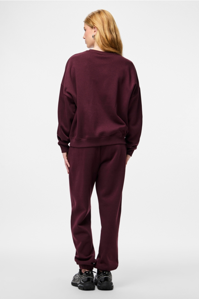 Pieces bordeaux dames sweater | Model achteraanzicht