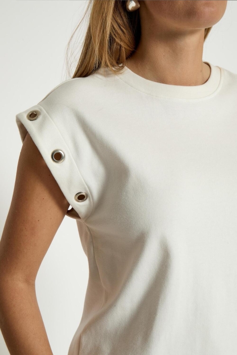 Minus ecru dames t-shirt | Close up
