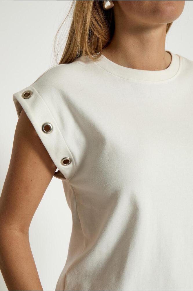 Minus ecru dames t-shirt | Close up