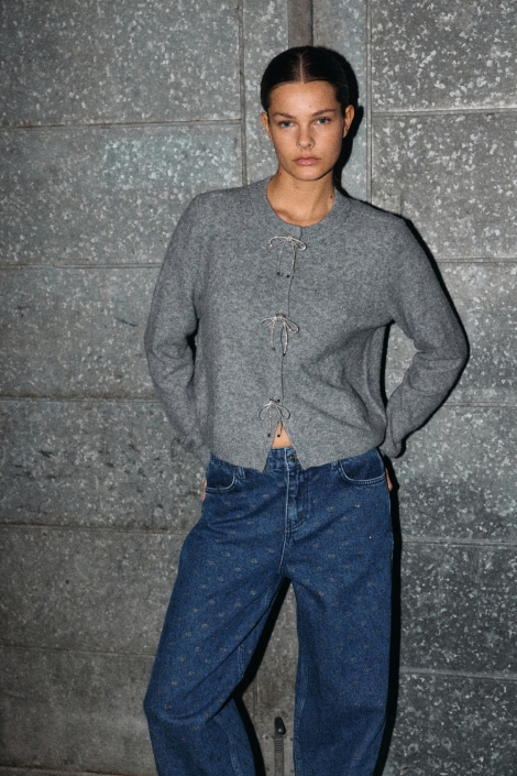 Noisy may grijze dames vest | Model vooraanzicht