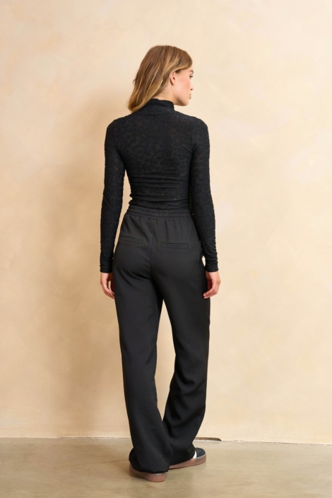 Lofty Manner zwarte dames t-shirt | Model