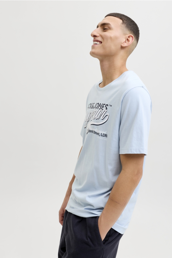Jack & Jones blauwe heren t-shirt | Model zijaanzicht
