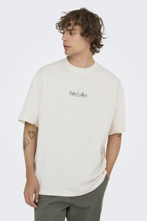 Only & Sons beige heren t-shirt | Model vooraanzicht