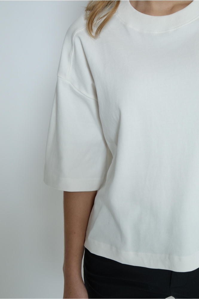 Peppercorn ecru dames t-shirt | Close up