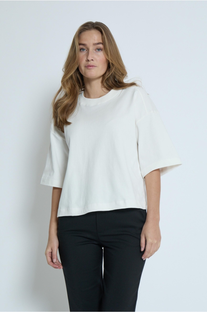 Peppercorn ecru dames t-shirt | Model vooraanzicht