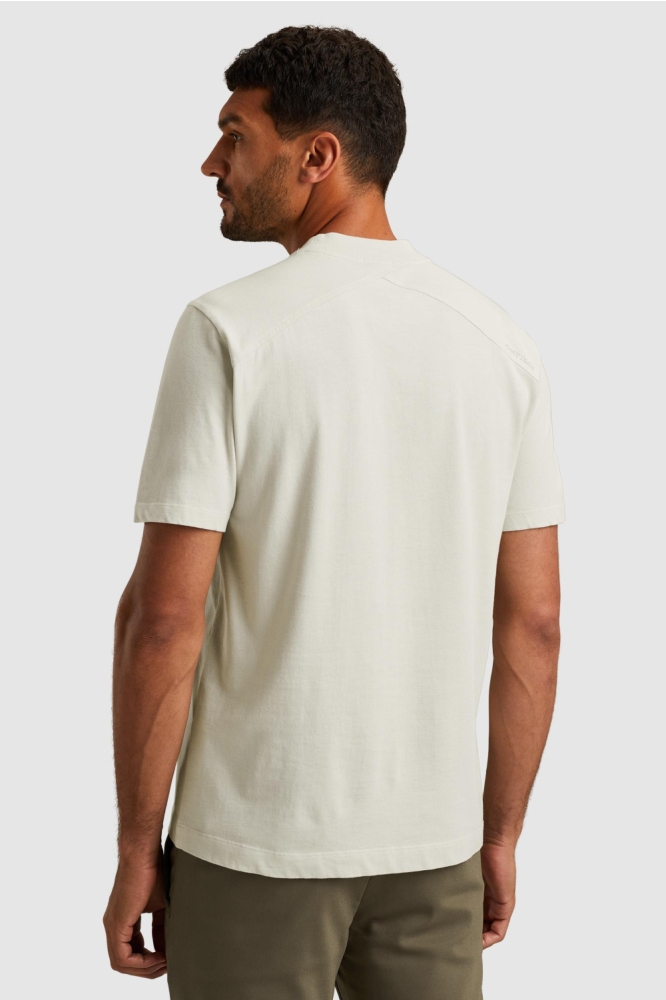 Cast Iron ecru heren t-shirt | Model achteraanzicht