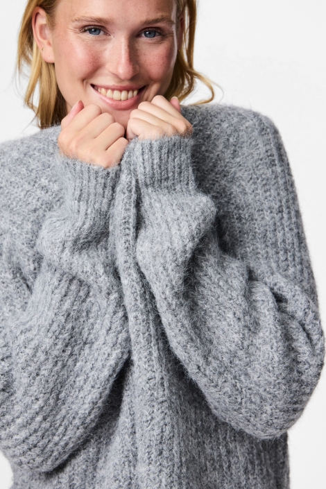 Pieces grijze dames vest | Close up