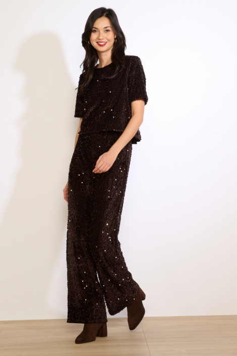 LolaLiza bruine dames t-shirt | Model