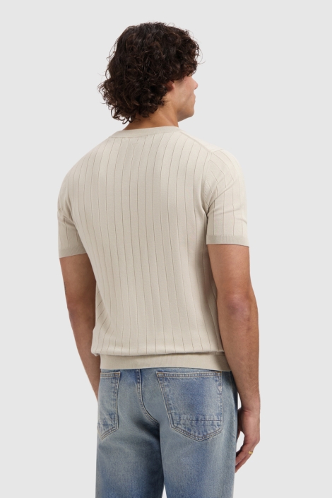 Pure Path zand heren trui | Model achteraanzicht