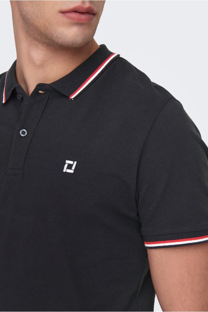 Only & Sons blauwe heren polo | Close up