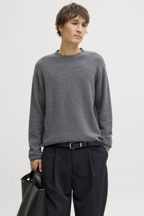 Jack & Jones grijze heren trui | Model vooraanzicht