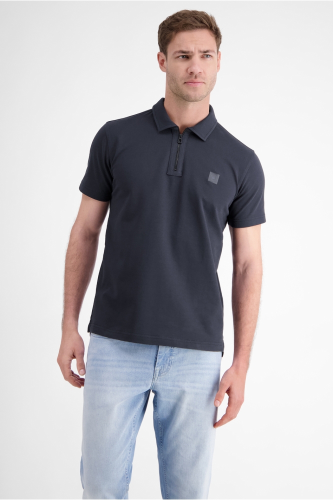 Lerros blauwe heren polo | Model vooraanzicht