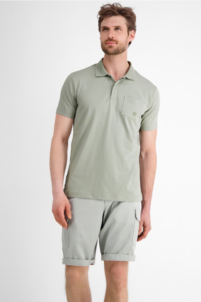 Lerros groene heren polo | Model vooraanzicht